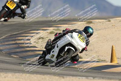 media/Nov-16-2025-Race Pace (Sun) [[8c5fa54630]]/Verified Riders/8-Turn 12 (120pm)/